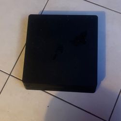 PS4 Slim