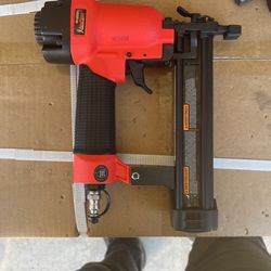 Iron Force Nail Gun