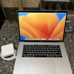 MacBook Pro 15”