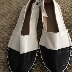 New old navy girls shoes