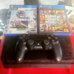 Playstation 4 With Controller + 2 Games