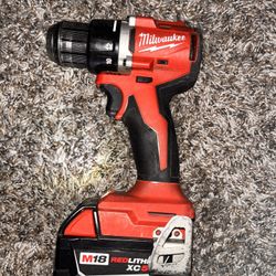 M18 Milwaukee Drill & 5.0 Battery 