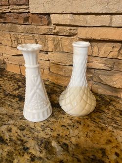 Set of 2 white milk glass flower vases