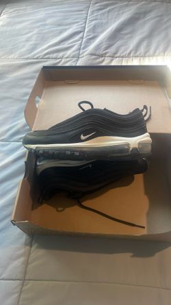 Women’s Nike Size 7