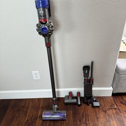 Dyson V7 Stick Cordless Vacuum 