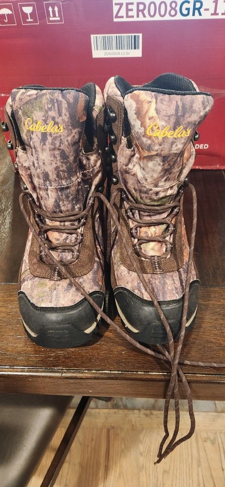 Cabela's Women's Size 9.5 Hiking Boots