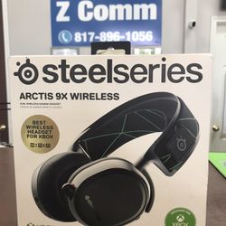 Xbox X Or Xbox One Steel series Arctis 9x Duel Wireless Gaming Bluetooth Headset New In Box