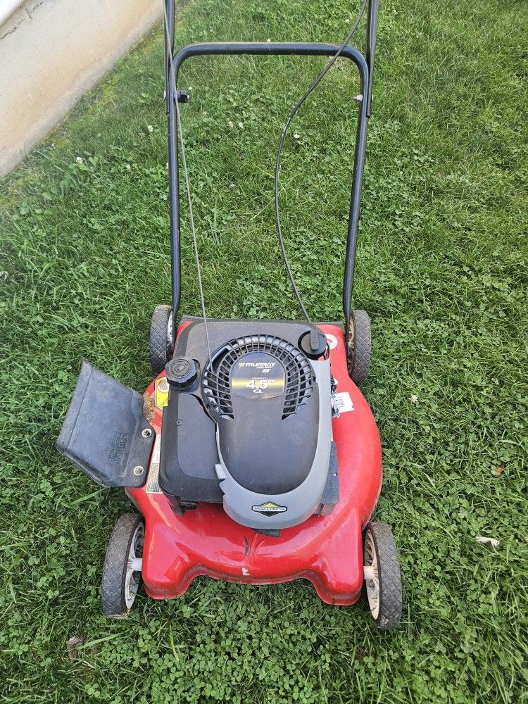 Push Mower For Sale Runs As Is No Warranty Cash Only Price $98 .00