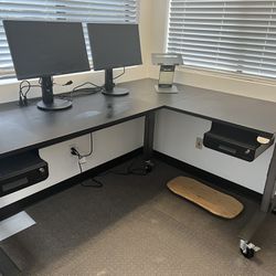 L Shaped Uplift Standing Desk