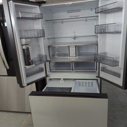 Samsung French Door Refrigerator in AutoFill Water Pitcher with White and Wi-Fi Enabled