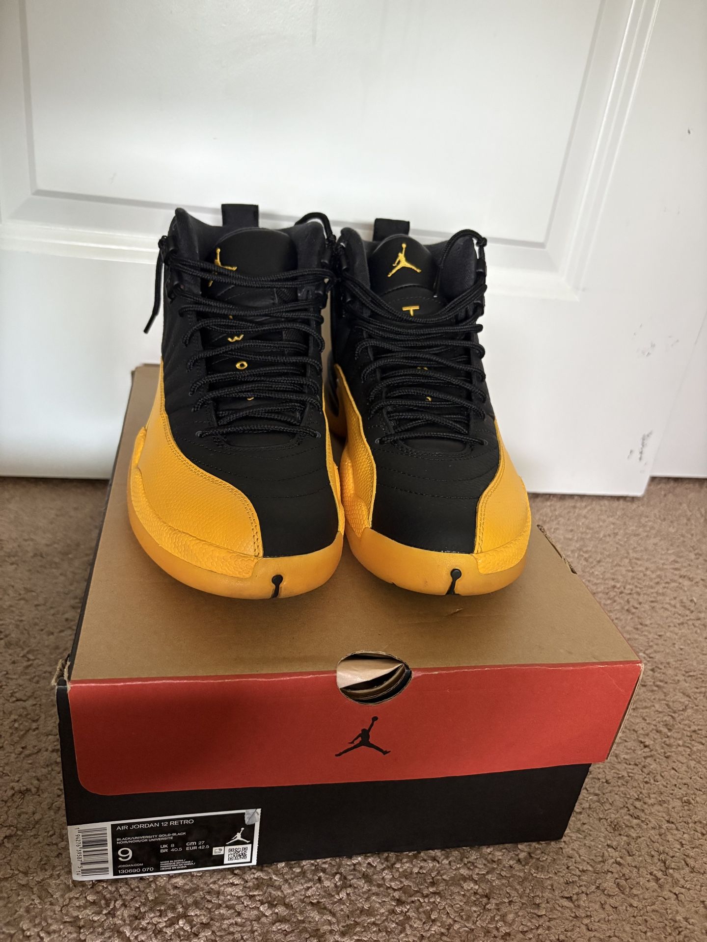 Air Jordan 12 Retro University Gold