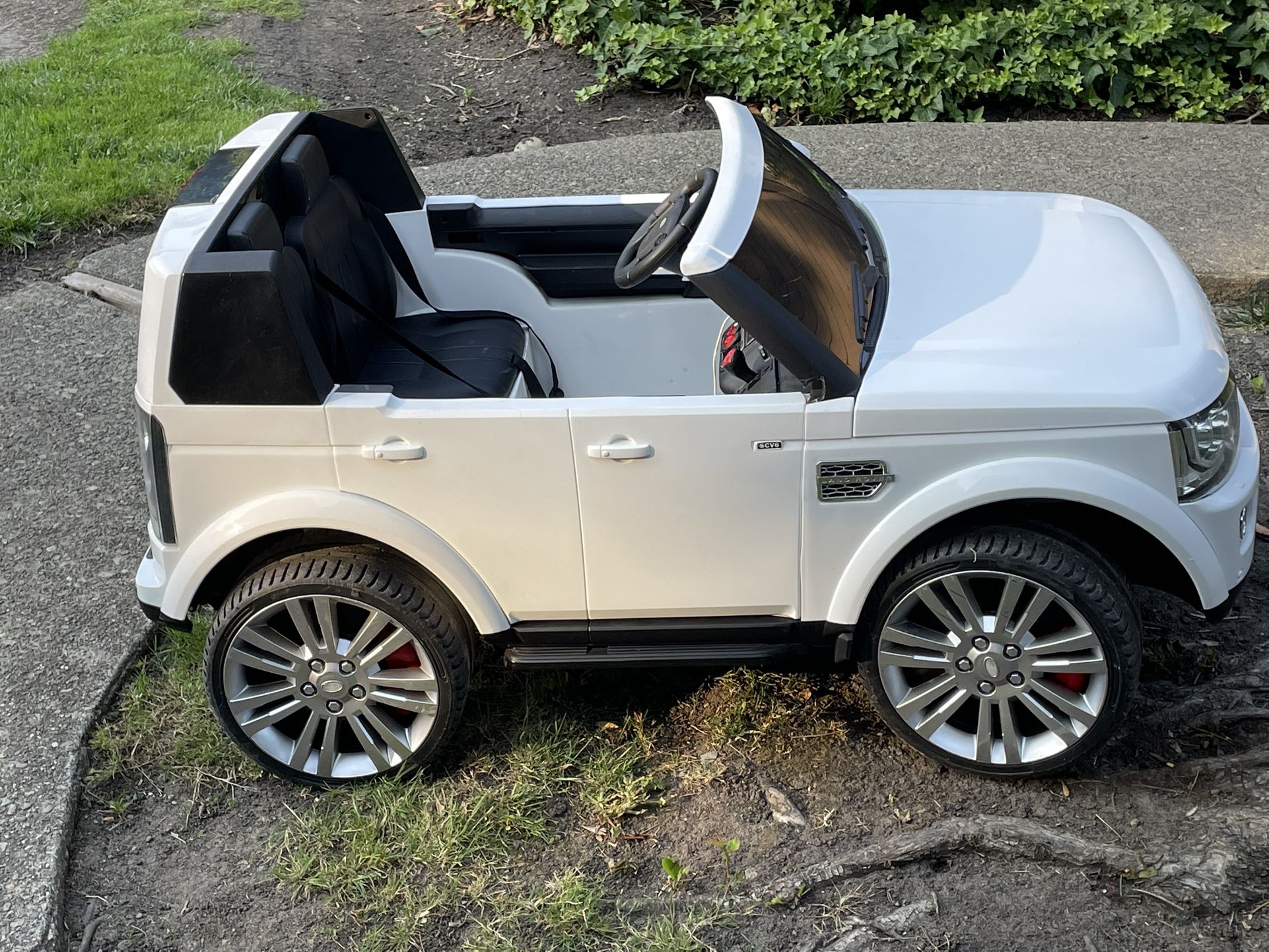 Land Rover Kids Electric Car