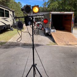 Mini 4 Piece Par Can Lighting Set With Controller 