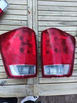 Tail Lights 04.-15 Nissan Titan