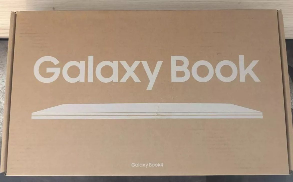 Samsung - Galaxy Book4 15.6" FHD Laptop - Intel Core 7 - 512GB Silver - NP750XGK