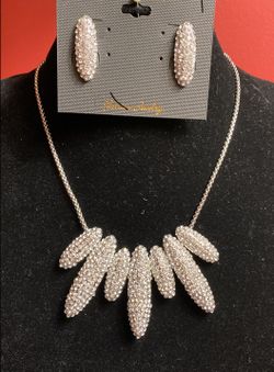 Necklace Set $10