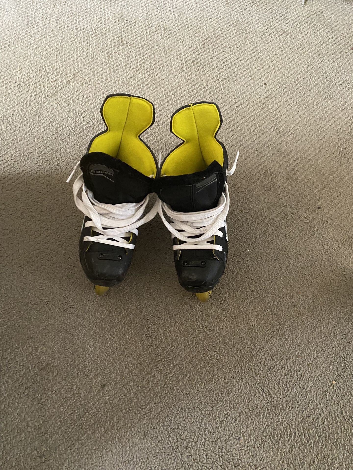 Youth Bauer R5 Roller Blades
