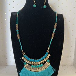 Necklaces With Earrings , Collar Con Aretes