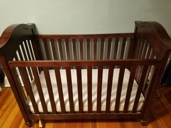 Crib and mattress