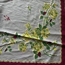Beautiful Vintage Table Cloth 
