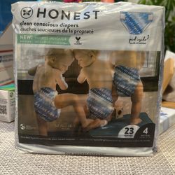 Honest diapers Size 4 