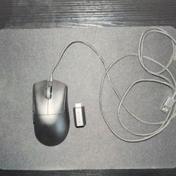 Razer DeathAdder V3 Pro Wireless Mouse + Razer Gigantus V2 Mousepad + Free Havit Laptop Cooling Pad Bundle