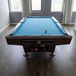 9’ Brunswick Gold Crown III