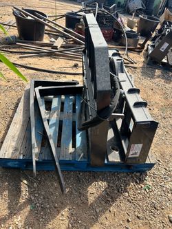 New hydraulic fork for skid steer  bobcat attachment