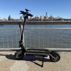 ⚡️Dualtron Thunder⚡️ Scooter 🚀 | Only 10 Hours of Use | 