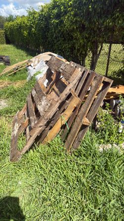 free pallets