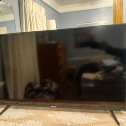 32" Hisense Roku TV