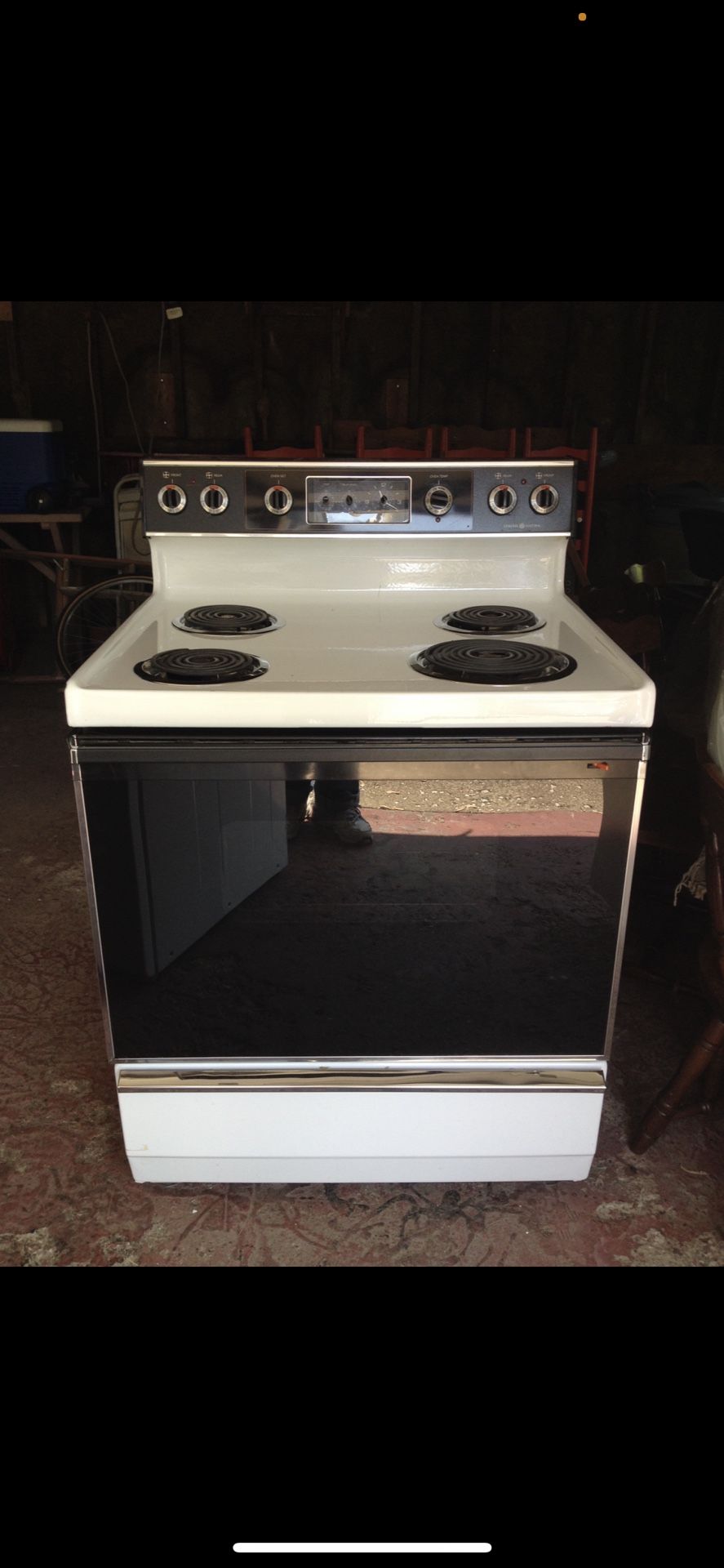 General Electric Stove Oven