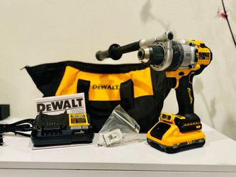DEWALT 20V MAX XR Hammer Drill Kit – Brand New