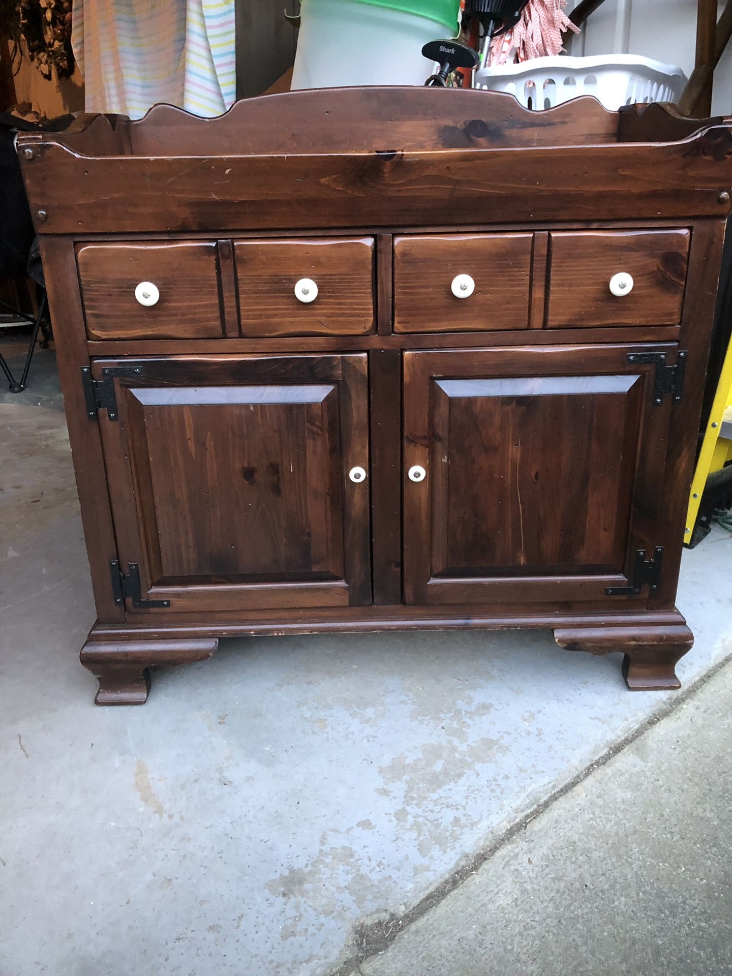 Ethan Allen antique pine Old Tavern dry sink