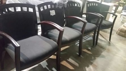 4 brand new assembled office chairs