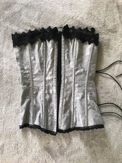 Beautiful Lavender corset size 32