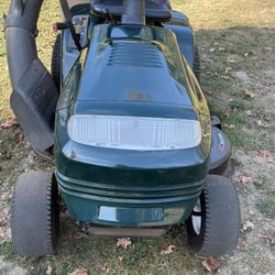 Craftsman Lawn Tractor 
