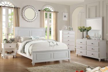 4 Piece Queen Bedroom set (Queen bed, Nightstand, Dresser & Mirror) ($700.00)