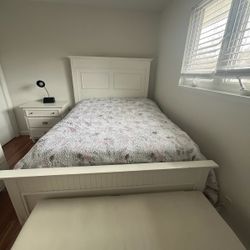 Bedroom Set 