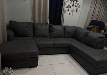 Dark Gray Sectional Sofa with Chaise