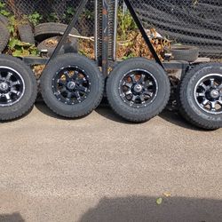 245 70 16 Raceline Rims 5x5.5