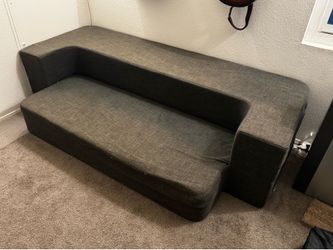 Queens sofa bed