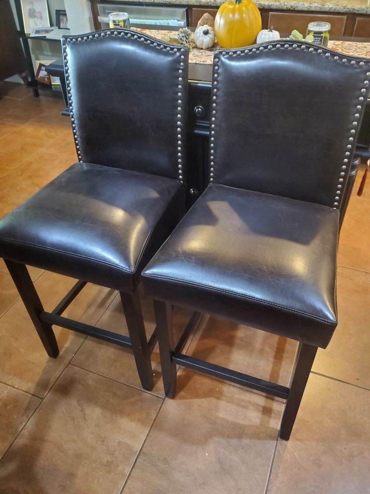 BRAND NEW!! 2 leather studded counter height stools