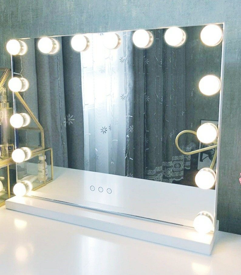 Makeup vanity mirror