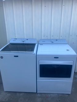 MAYTAG WASHER AND. DRYER SET