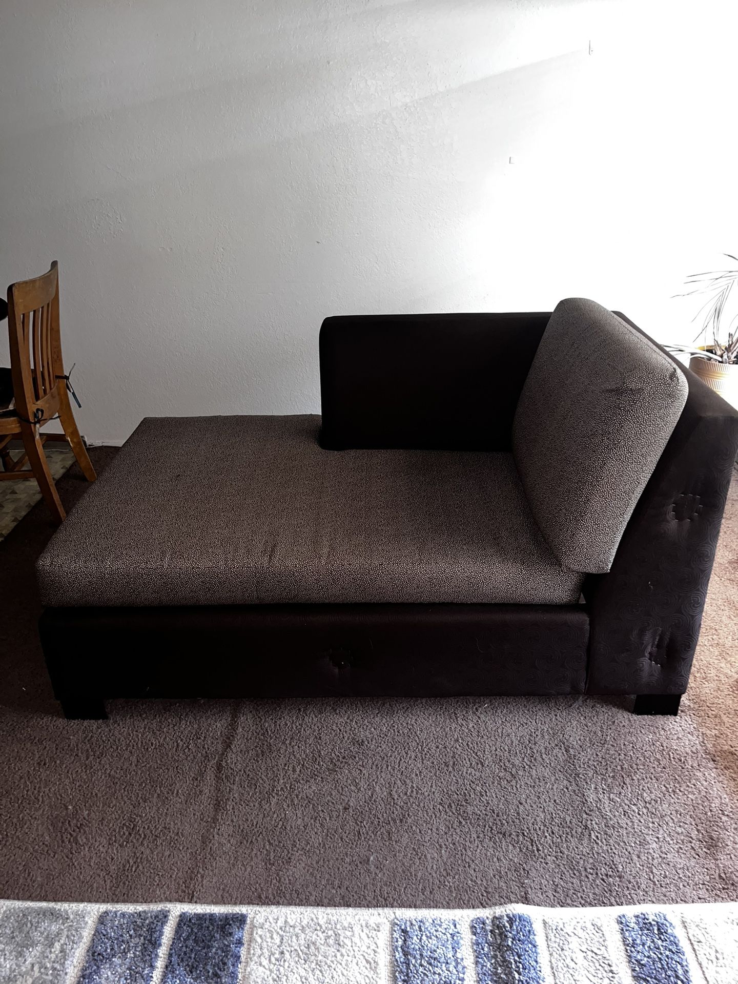 Couch, Great Condition