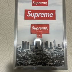 supreme frame
