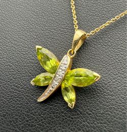 Jewelry 14k yellow gold flower green stone pendant chain necklace 18.00” 1.00mm