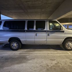 2000 Ford Econoline E350 V10 Van