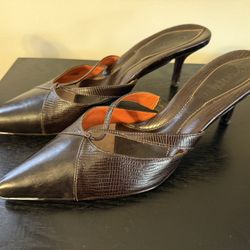 Cole Haan Black & Dark Burgundy Kitten Heel Mules - Women's Size 8